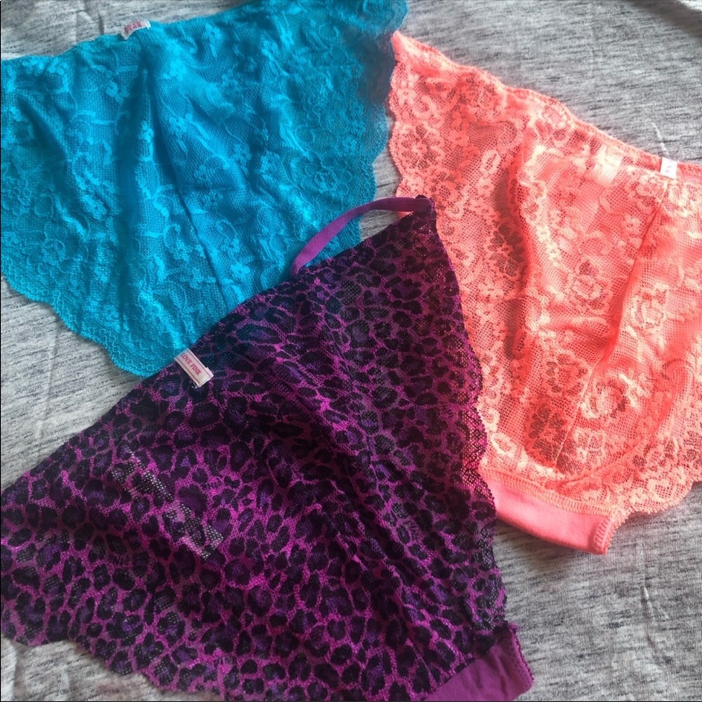 VS panty lot